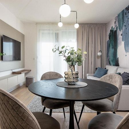 City Lux Apartment 2 - With Garage And Balcony Zadar Buitenkant foto