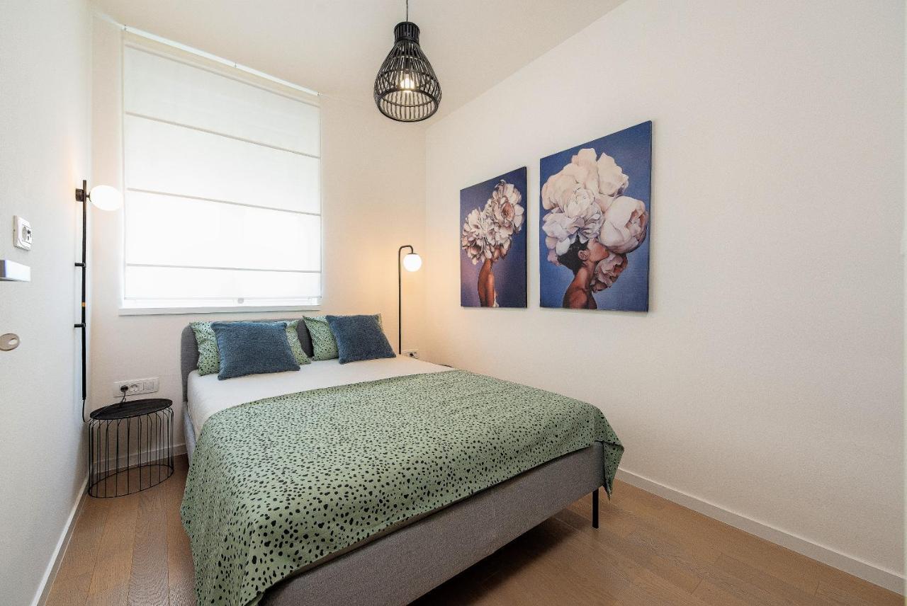 City Lux Apartment 2 - With Garage And Balcony Zadar Buitenkant foto